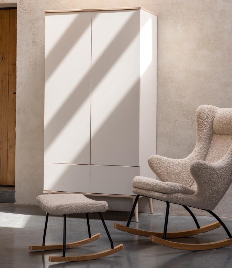 Krémová podnožka ku kreslu na dojčenie Quax - sheep